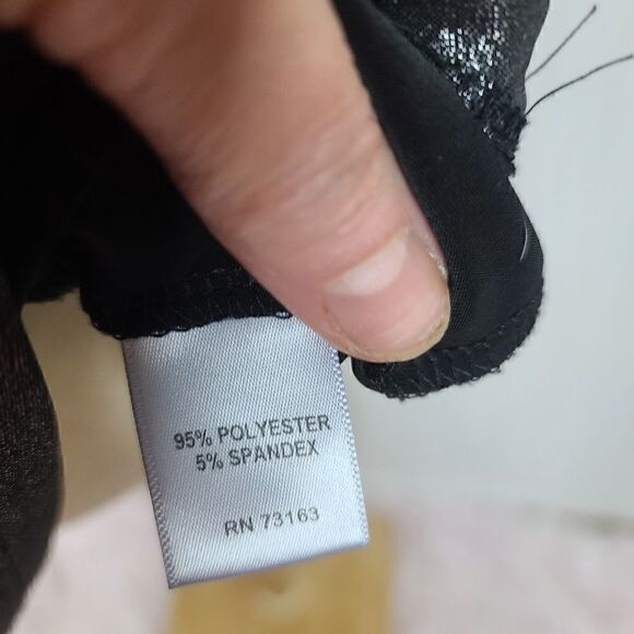 Melissa Paige Metallic Black Cold Shoulder Long Sleeve Blouse. SIZE MEDIUM EUC - Picture 8 of 9